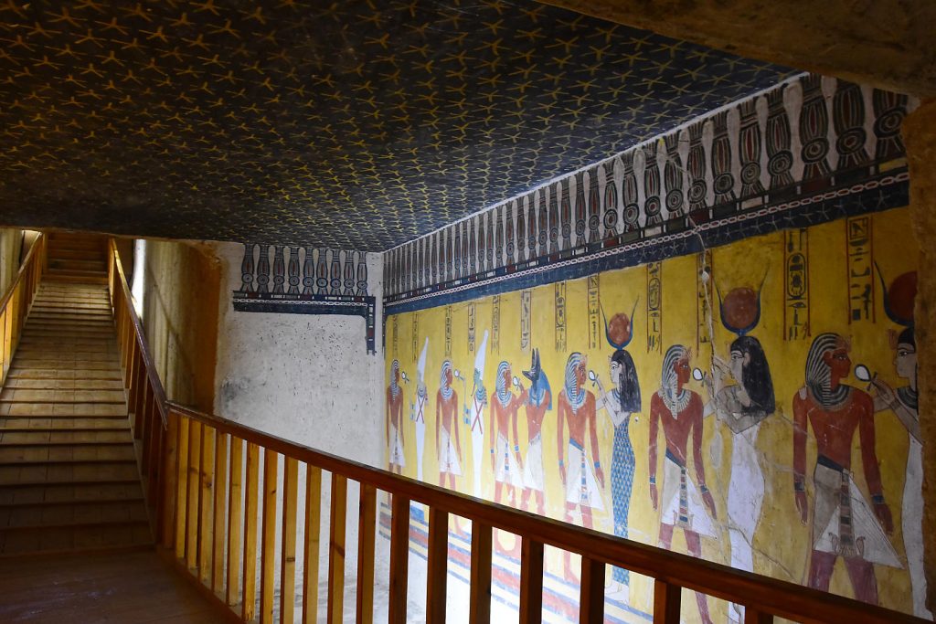 fresque dans la tombe de Ramses IV